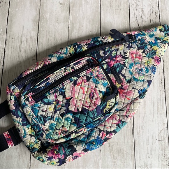 PREOWNED VERA BRADLEY FLORAL PRINT SHOULDER BAG PURSE PINK BLUE - Picture 1 of 10